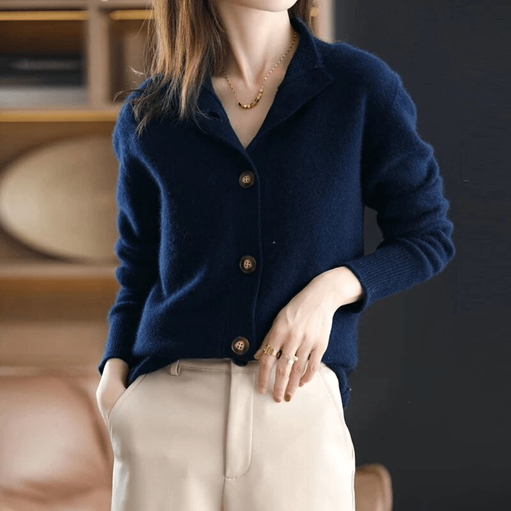 CLAIRE – ELEGANTE EN ZACHTE CARDIGAN